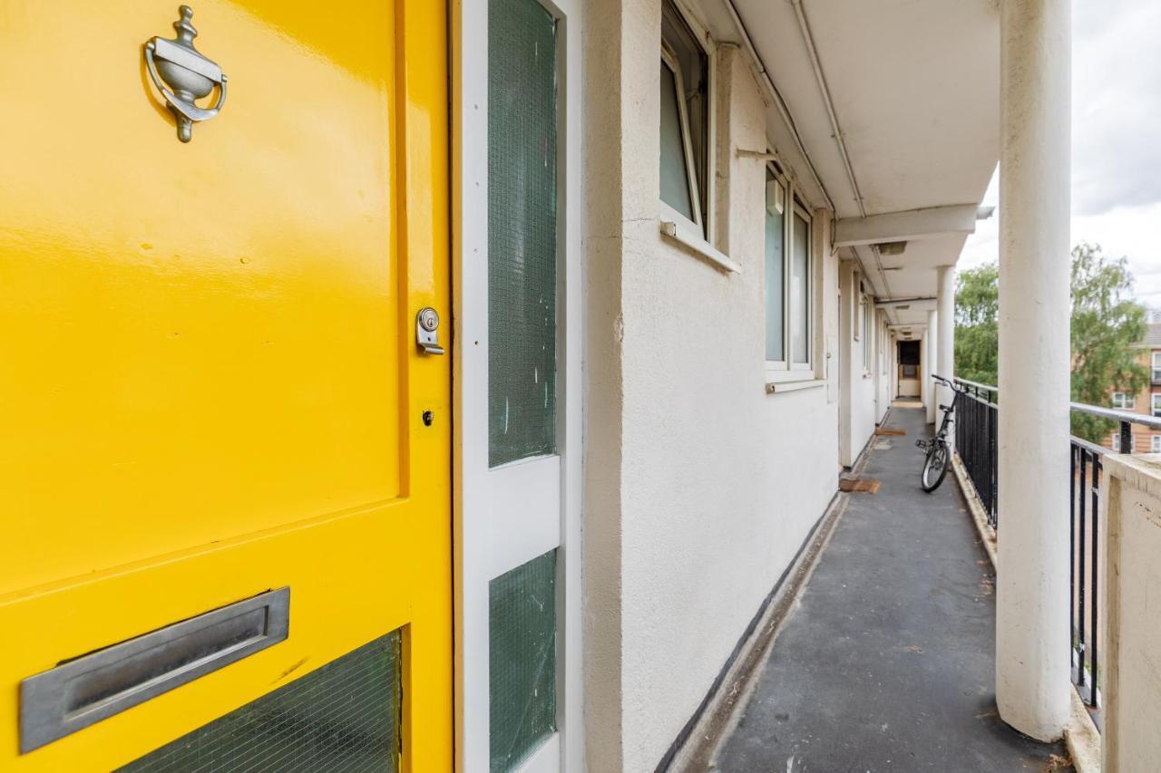 Cosy 3 Bed Flat Ideal For Trips To London Exterior photo